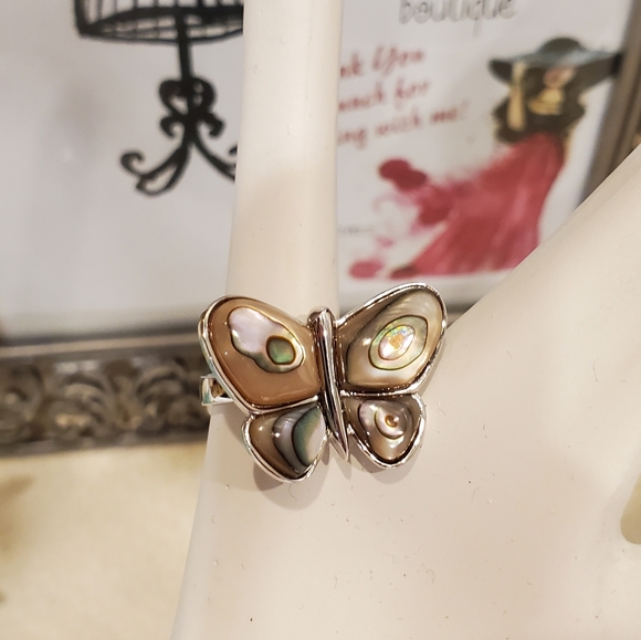 STERLING SILVER STAMPED 925 ABALONE BUTTERFLY RING - Picture 4 of 7